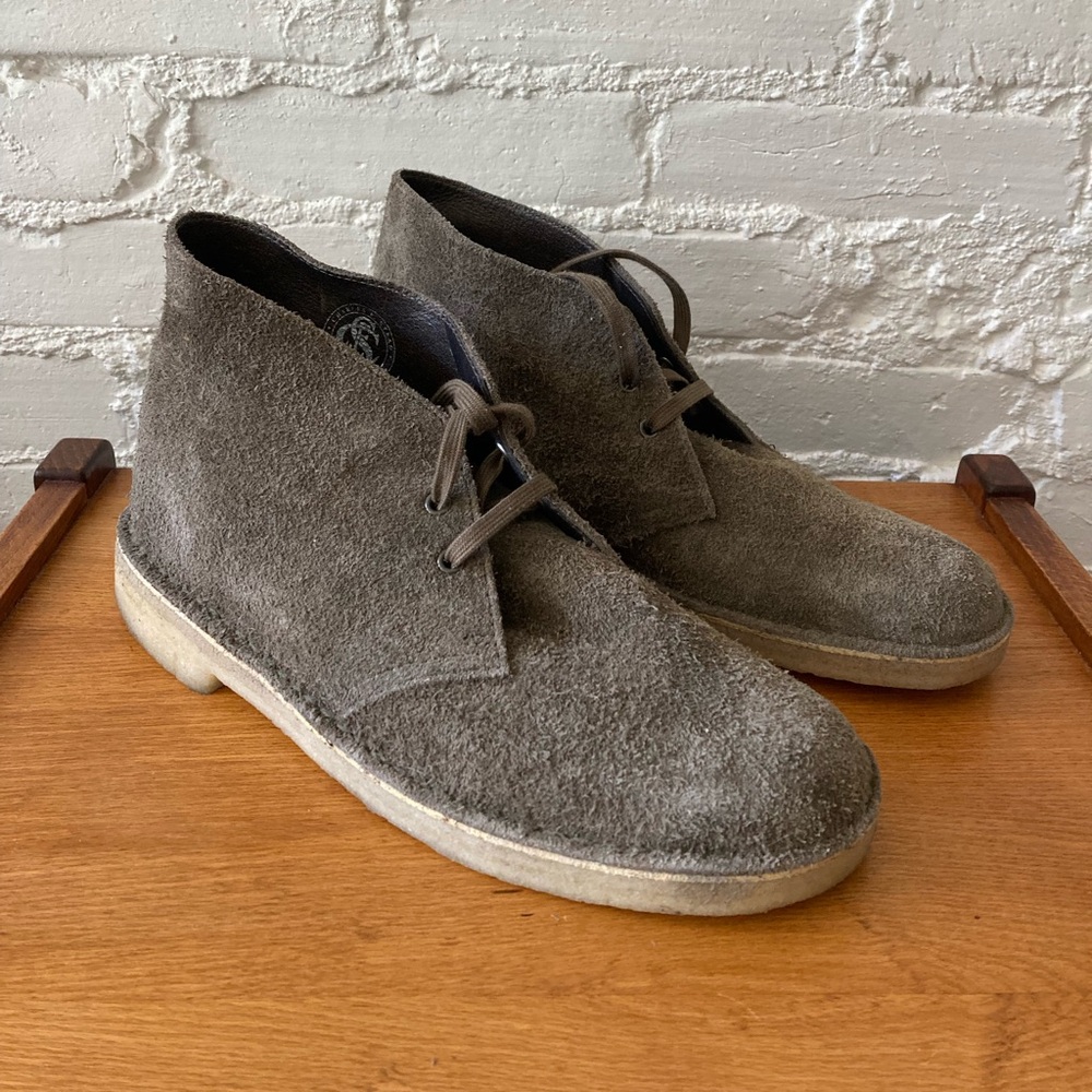 Clarks Desert Boot Dark Suede Mens Size 9